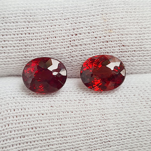Спессартины гранаты 3.77ct пара