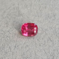 Розовая шпинель 0.60ct